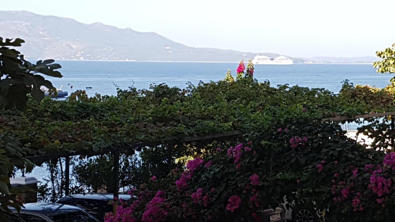 Olive Tree Apartment Sarande Exterior photo